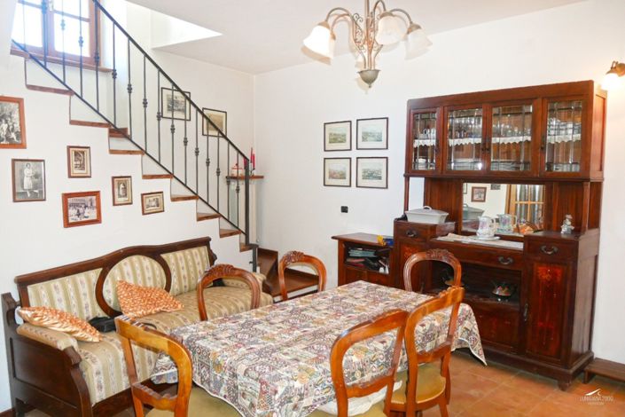 Image No.15-2 Bed Property for sale