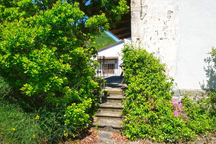 Image No.16-2 Bed Property for sale