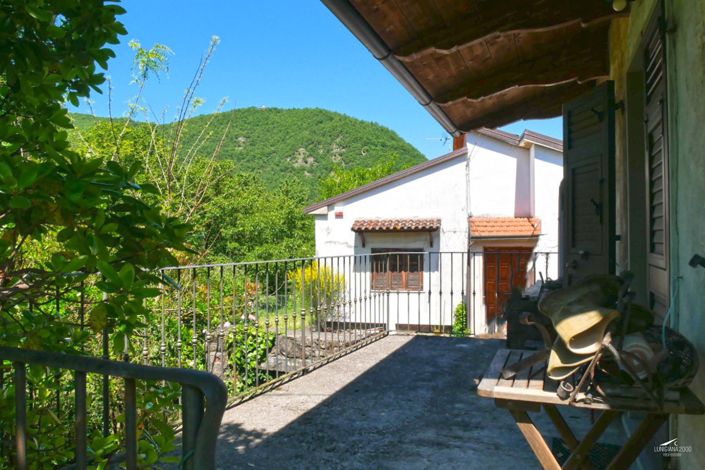 Image No.17-2 Bed Property for sale