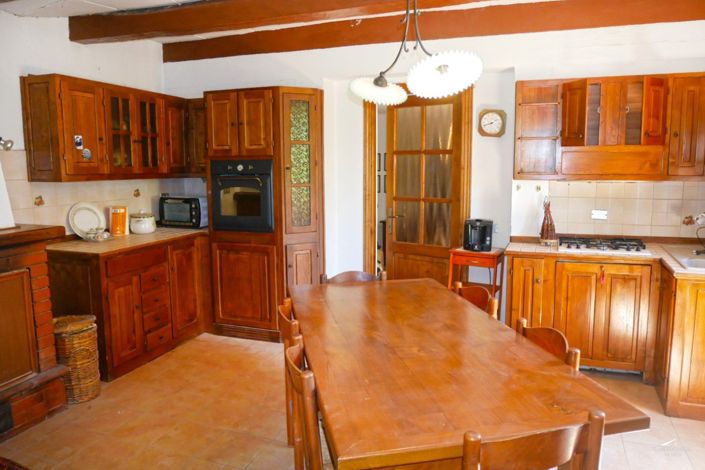 Image No.19-2 Bed Property for sale