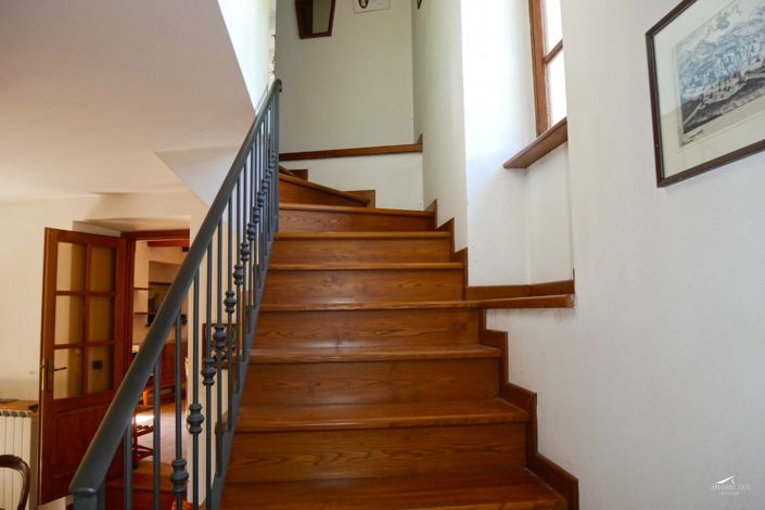 Image No.23-2 Bed Property for sale