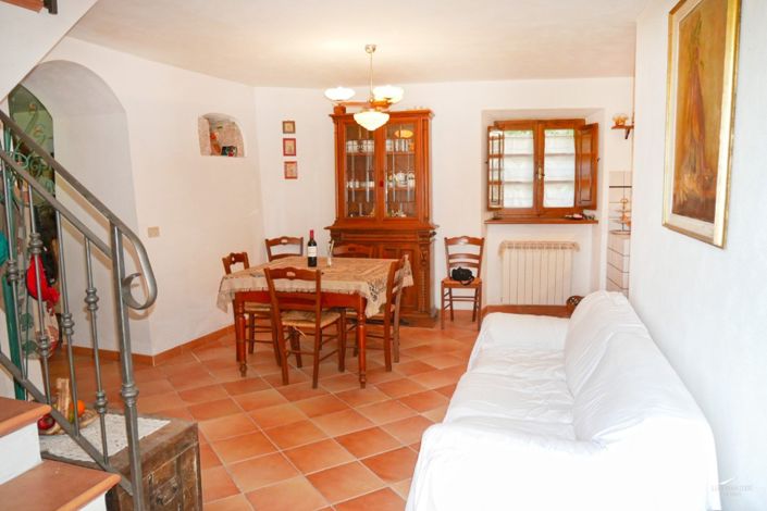 Image No.4-Propriété de 3 chambres à vendre à Fivizzano
