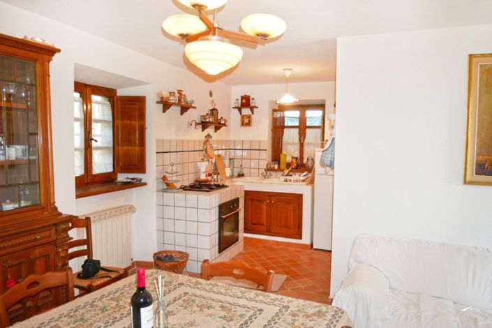 Image No.6-Propriété de 3 chambres à vendre à Fivizzano