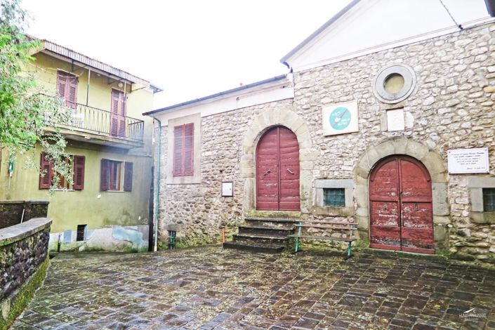 Image No.6-2 Bed Village House for sale