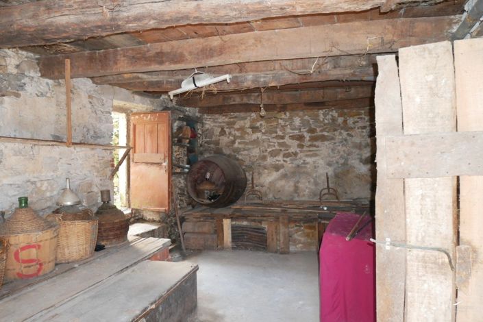Image No.25-2 Bed Village House for sale