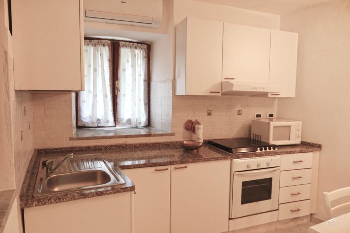 Image No.11-2 Bed Property for sale