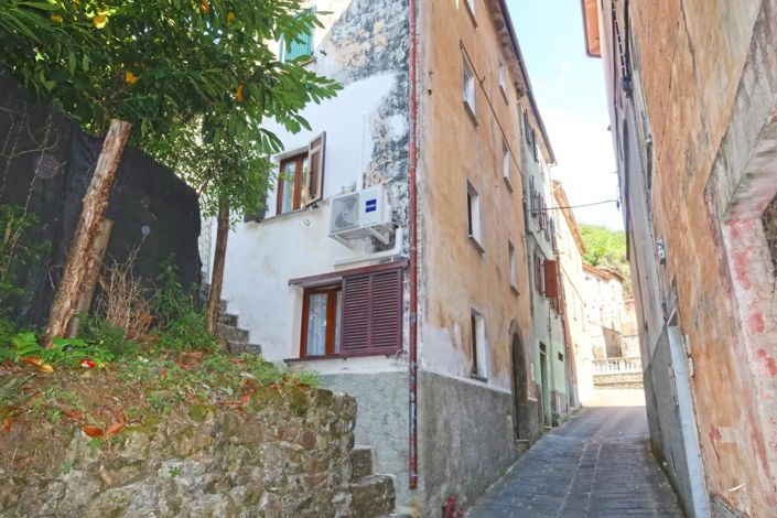 Image No.3-2 Bed Property for sale