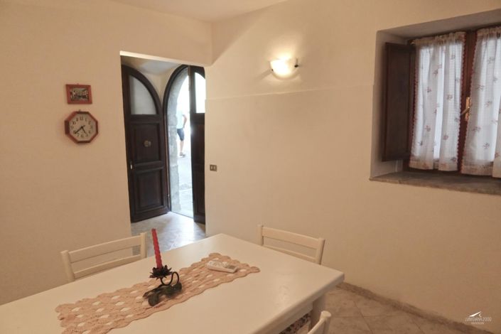 Image No.8-2 Bed Property for sale