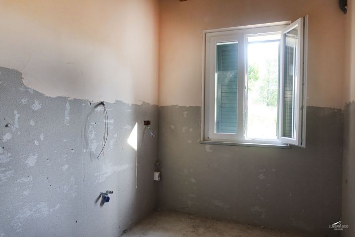 Image No.20-2 Bed Property for sale