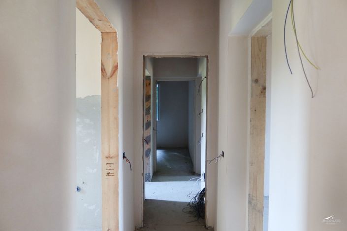 Image No.9-2 Bed Property for sale