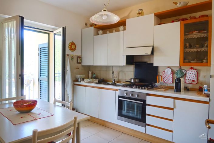 Image No.4-Appartement de 3 chambres à vendre à Fivizzano