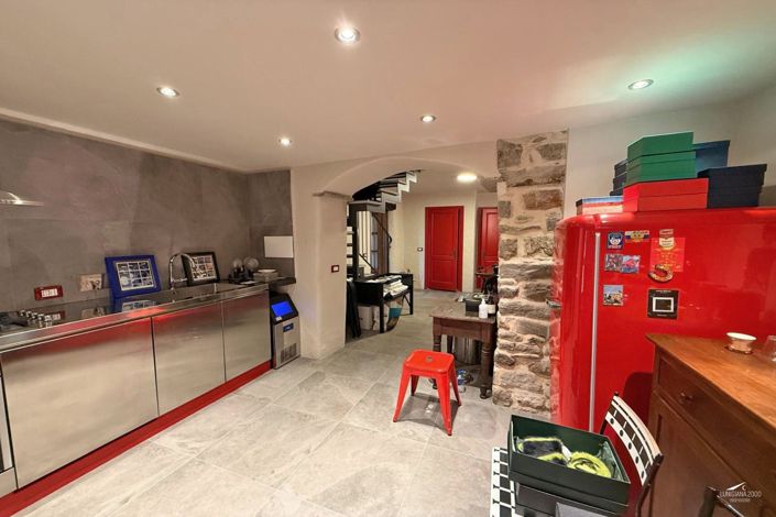 Image No.38-6 Bed Farmhouse for sale