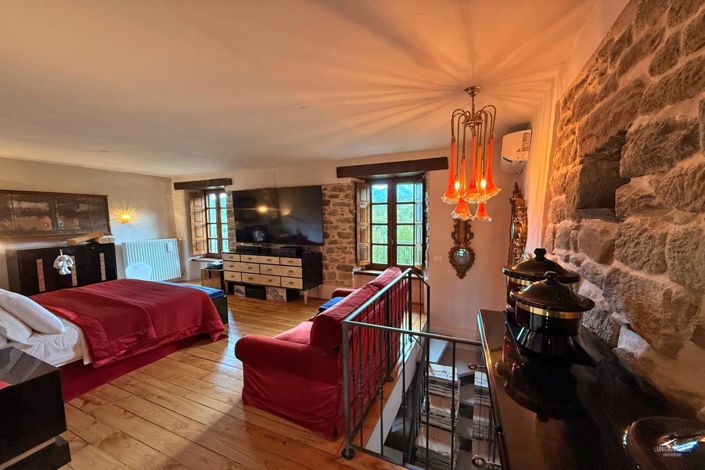 Image No.49-6 Bed Farmhouse for sale