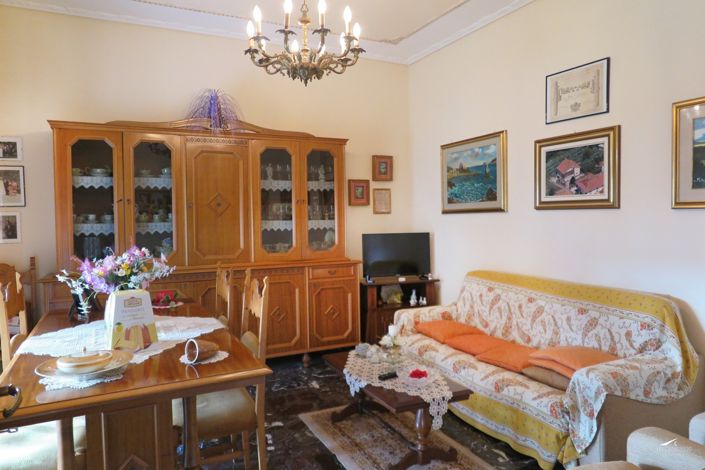 Image No.6-Propriété de 2 chambres à vendre à Aulla