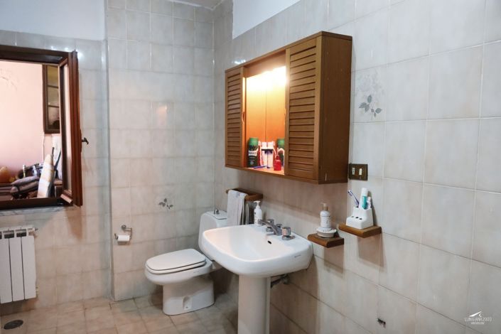 Image No.27-Propriété de 2 chambres à vendre à la Spezia