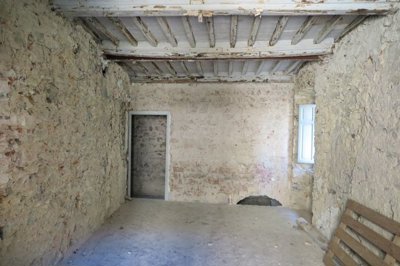 1759562001z5fxkjjouu9qcx