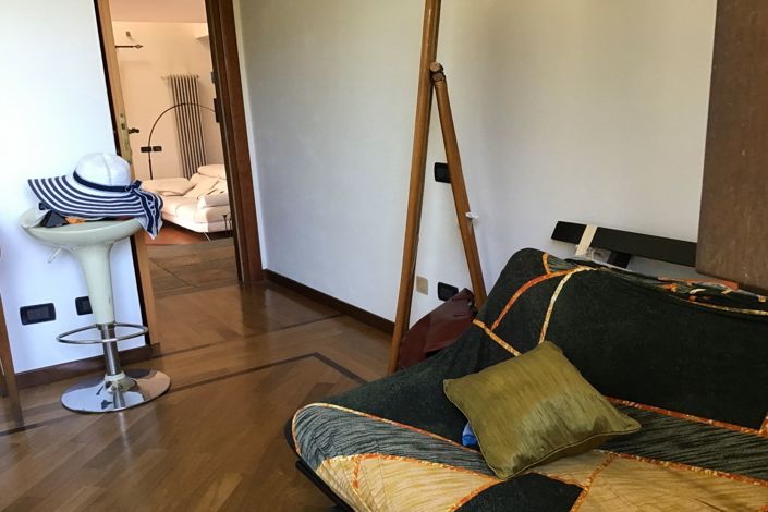 Image No.19-3 Bed Property for sale