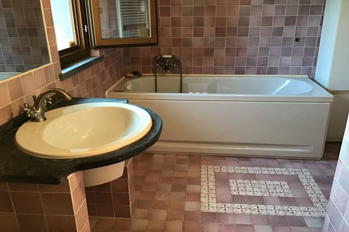 Image No.41-3 Bed Property for sale