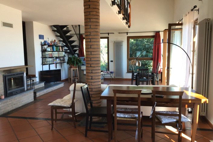 Image No.6-3 Bed Property for sale