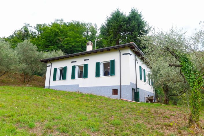 Image No.1-Propriété de 2 chambres à vendre à Casola in Lunigiana