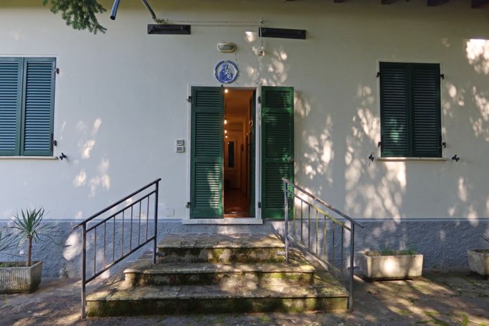 Image No.6-2 Bed Property for sale