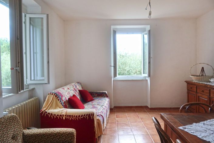 Image No.7-2 Bed Property for sale