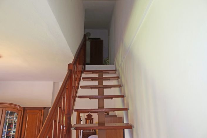 Image No.29-4 Bed Property for sale