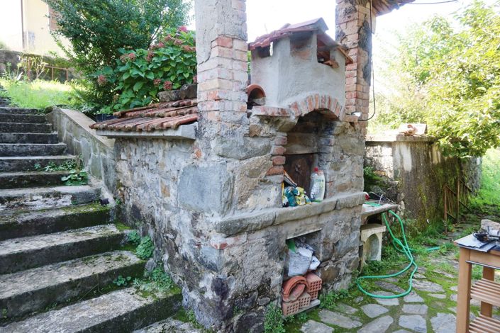 Image No.34-4 Bed Property for sale