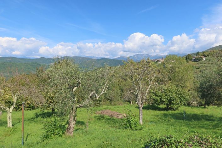 Image No.44-4 Bed Property for sale