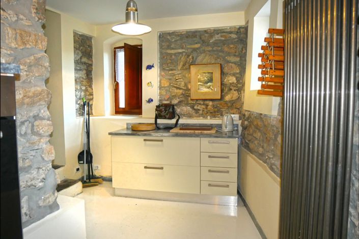 Image No.22-5 Bed Village House for sale