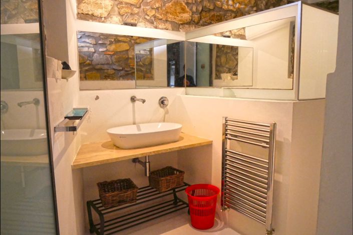 Image No.31-5 Bed Property for sale