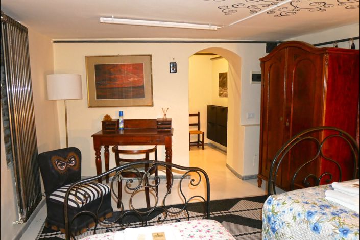 Image No.41-5 Bed Village House for sale