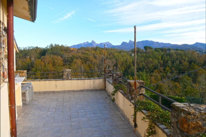 Image No.46-5 Bed Village House for sale