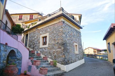 Lunigiana2000 most sold property