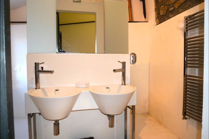 Image No.54-5 Bed Village House for sale