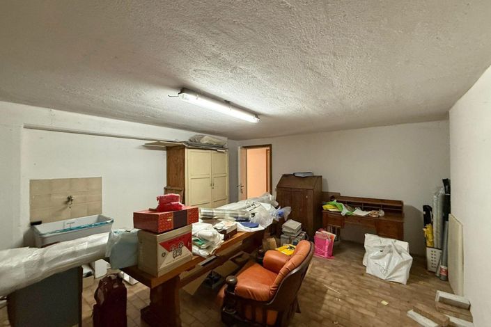 Image No.23-2 Bed Apartment for sale