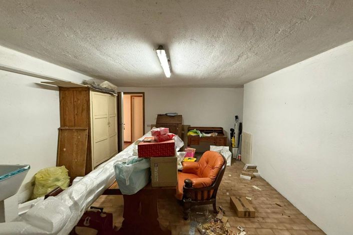 Image No.24-2 Bed Apartment for sale