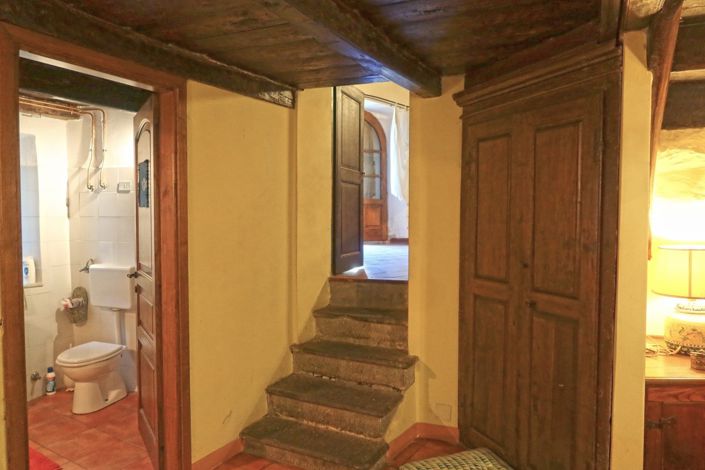 Image No.29-Propriété de 8 chambres à vendre à Comano