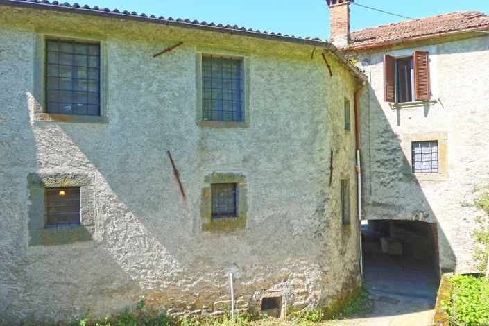 Image No.3-Propriété de 8 chambres à vendre à Comano