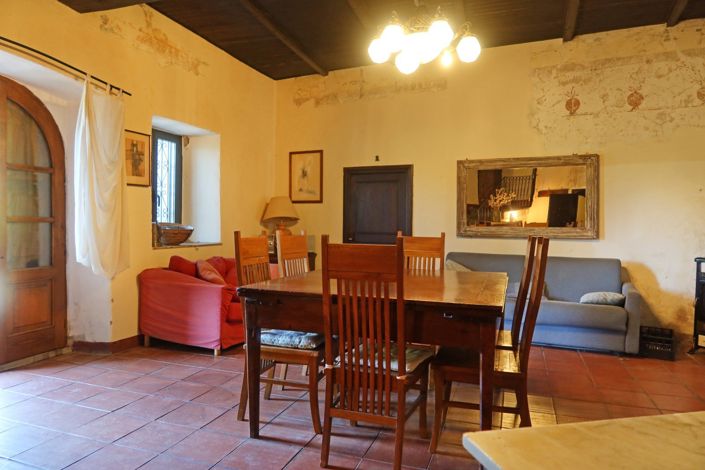 Image No.30-Propriété de 8 chambres à vendre à Comano