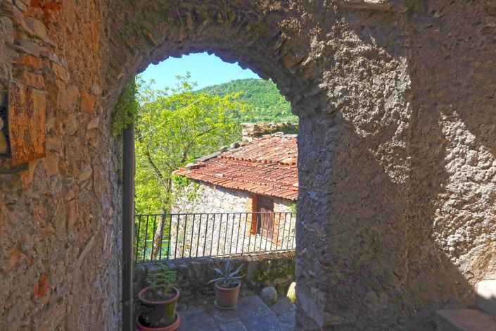 Image No.38-Propriété de 8 chambres à vendre à Comano