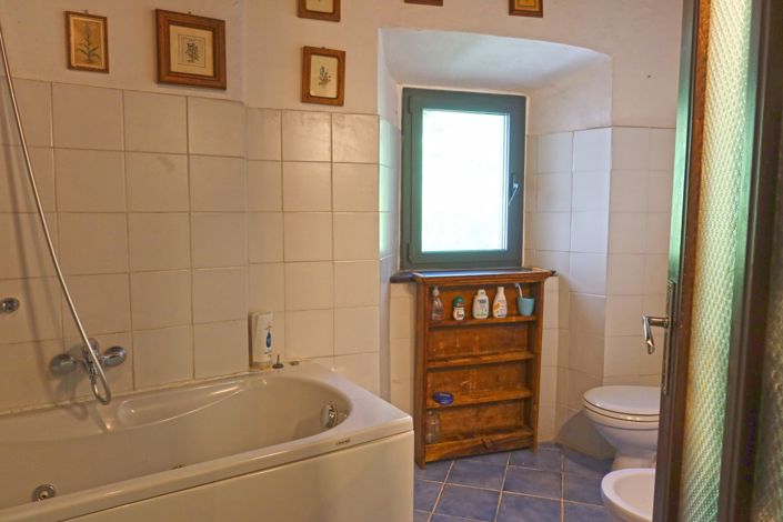 Image No.52-Propriété de 8 chambres à vendre à Comano