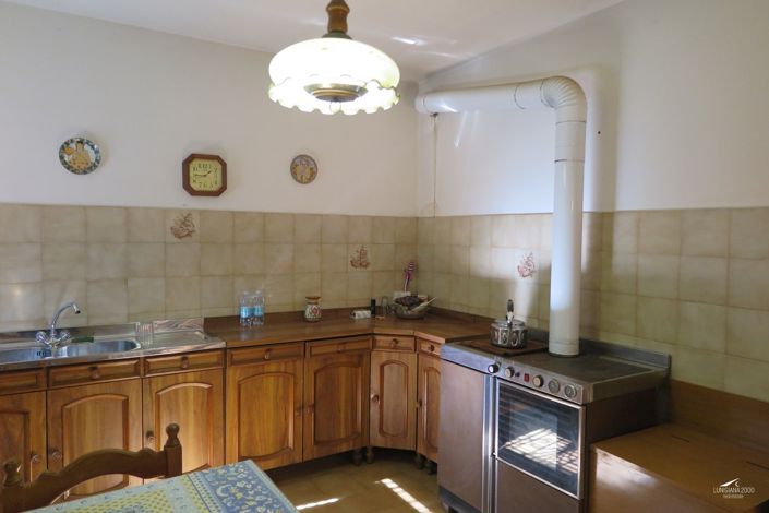 Image No.10-Propriété de 4 chambres à vendre à Tresana