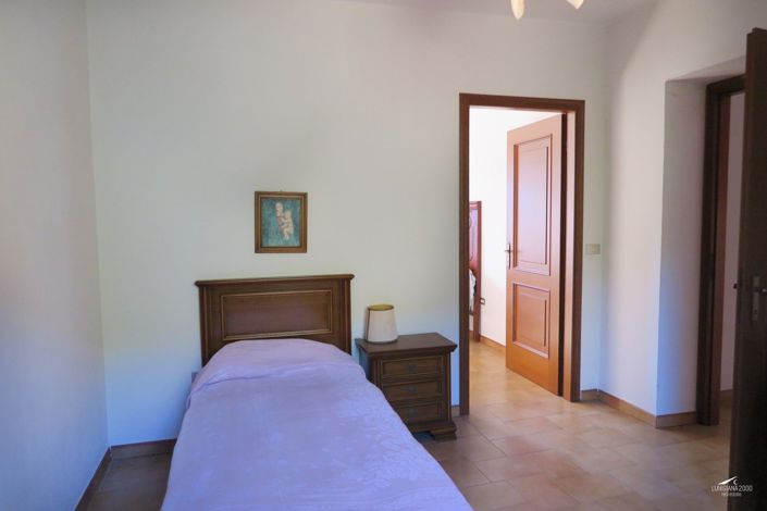 Image No.30-Propriété de 4 chambres à vendre à Tresana