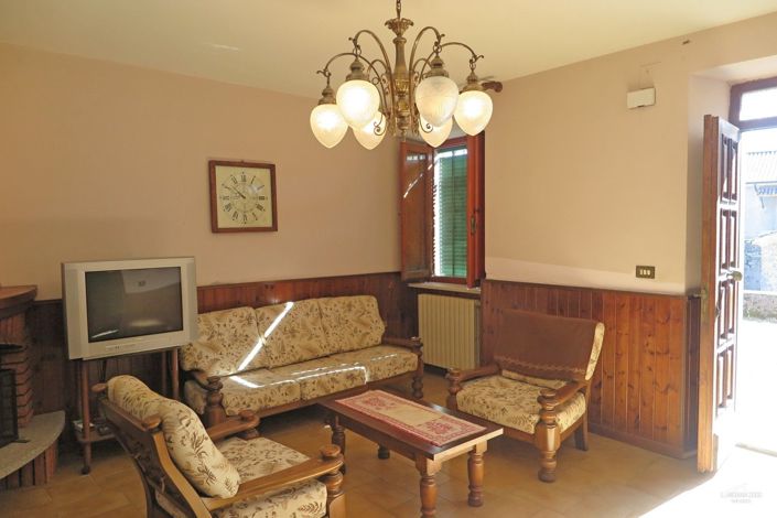 Image No.8-Propriété de 4 chambres à vendre à Tresana