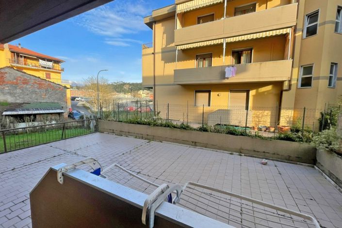 Image No.10-3 Bed Apartment for sale