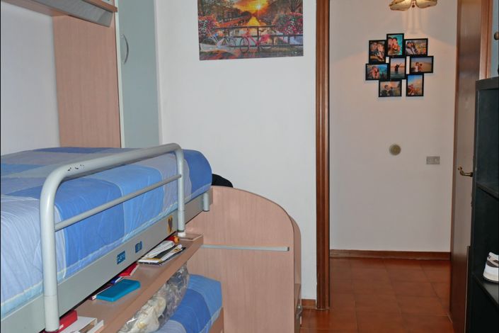 Image No.14-3 Bed Apartment for sale