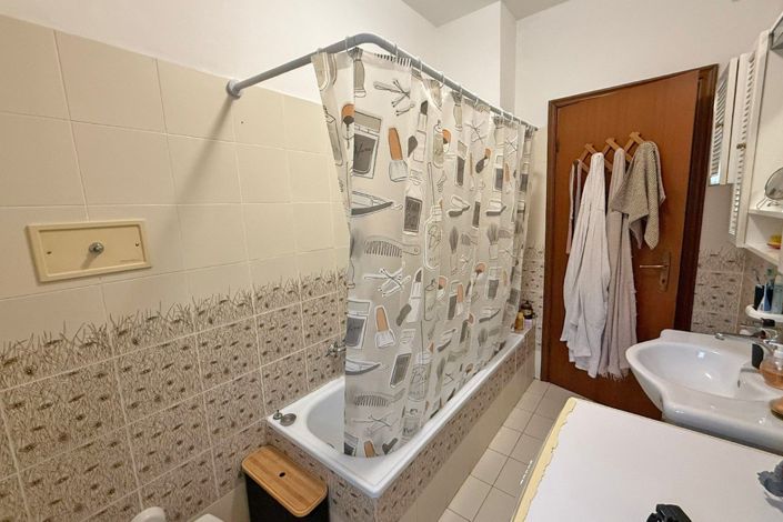 Image No.23-3 Bed Apartment for sale