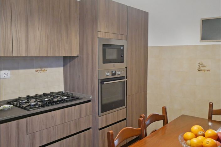 Image No.9-3 Bed Apartment for sale