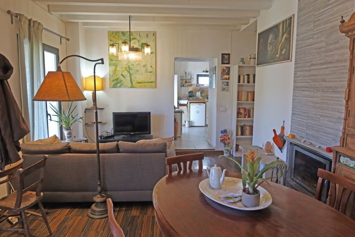 Image No.11-3 Bed Farmhouse for sale